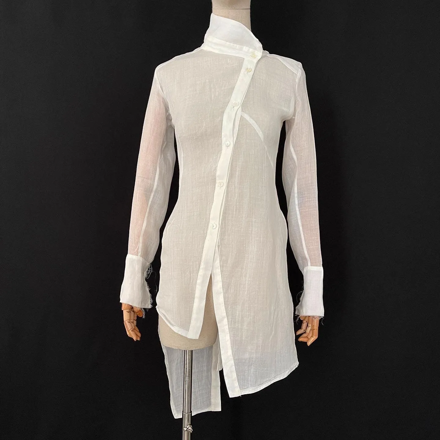 ALEKSANDR MANAMIS Exclusive Asymmetric Shirt