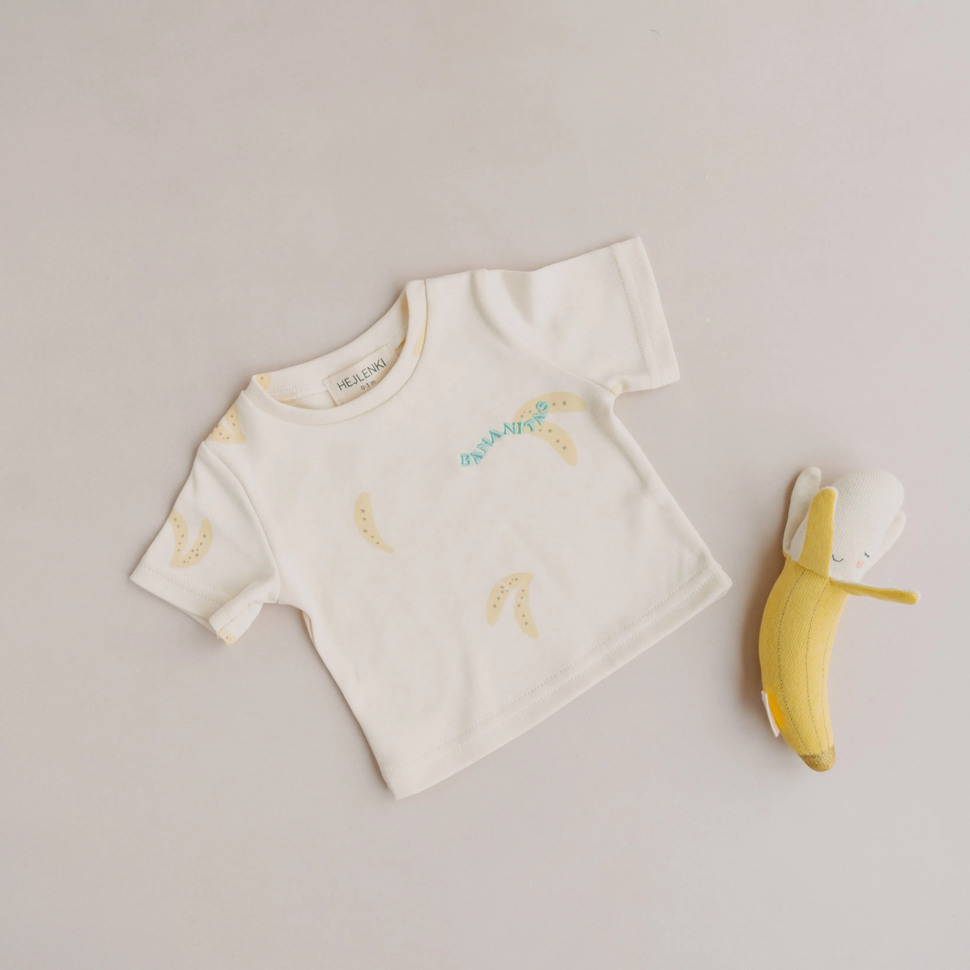 BANANA T-SHIRT