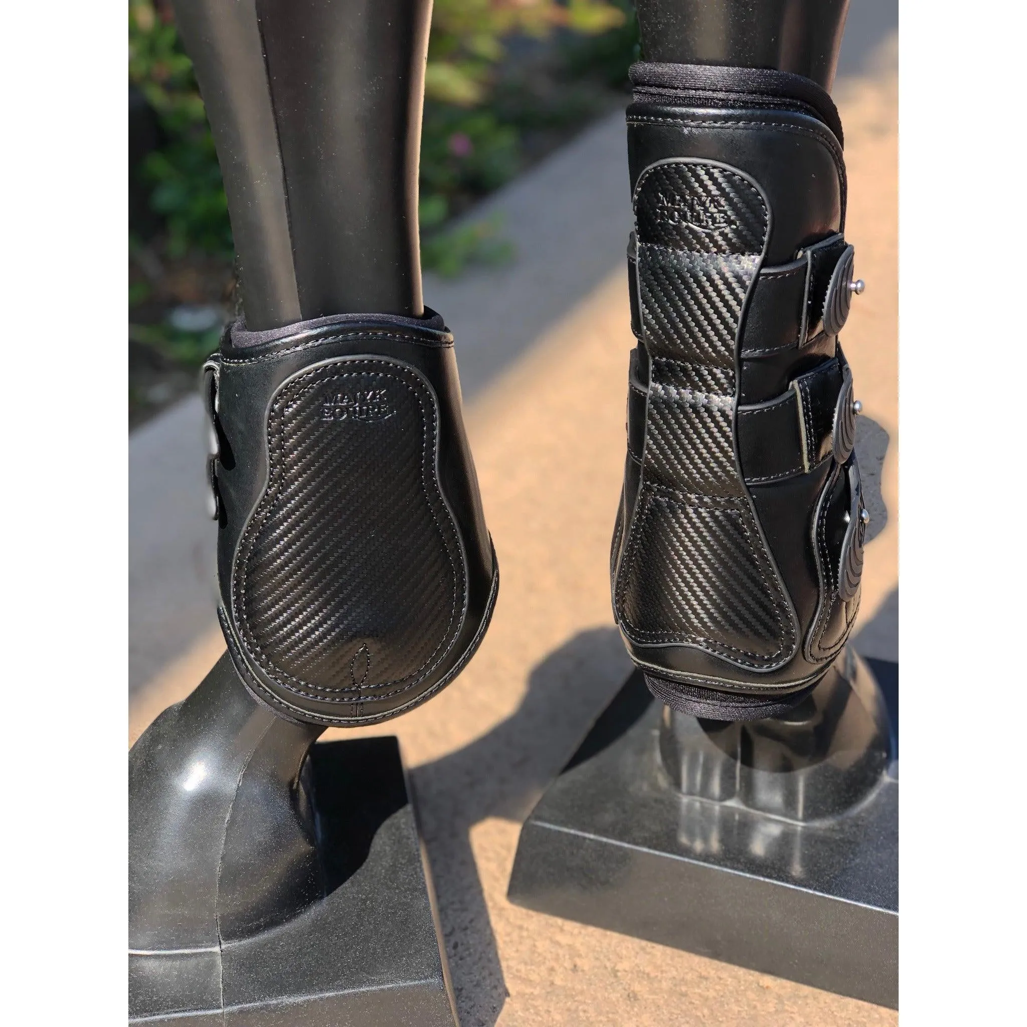 'Estrella' Carbon Leather Tendon Boots