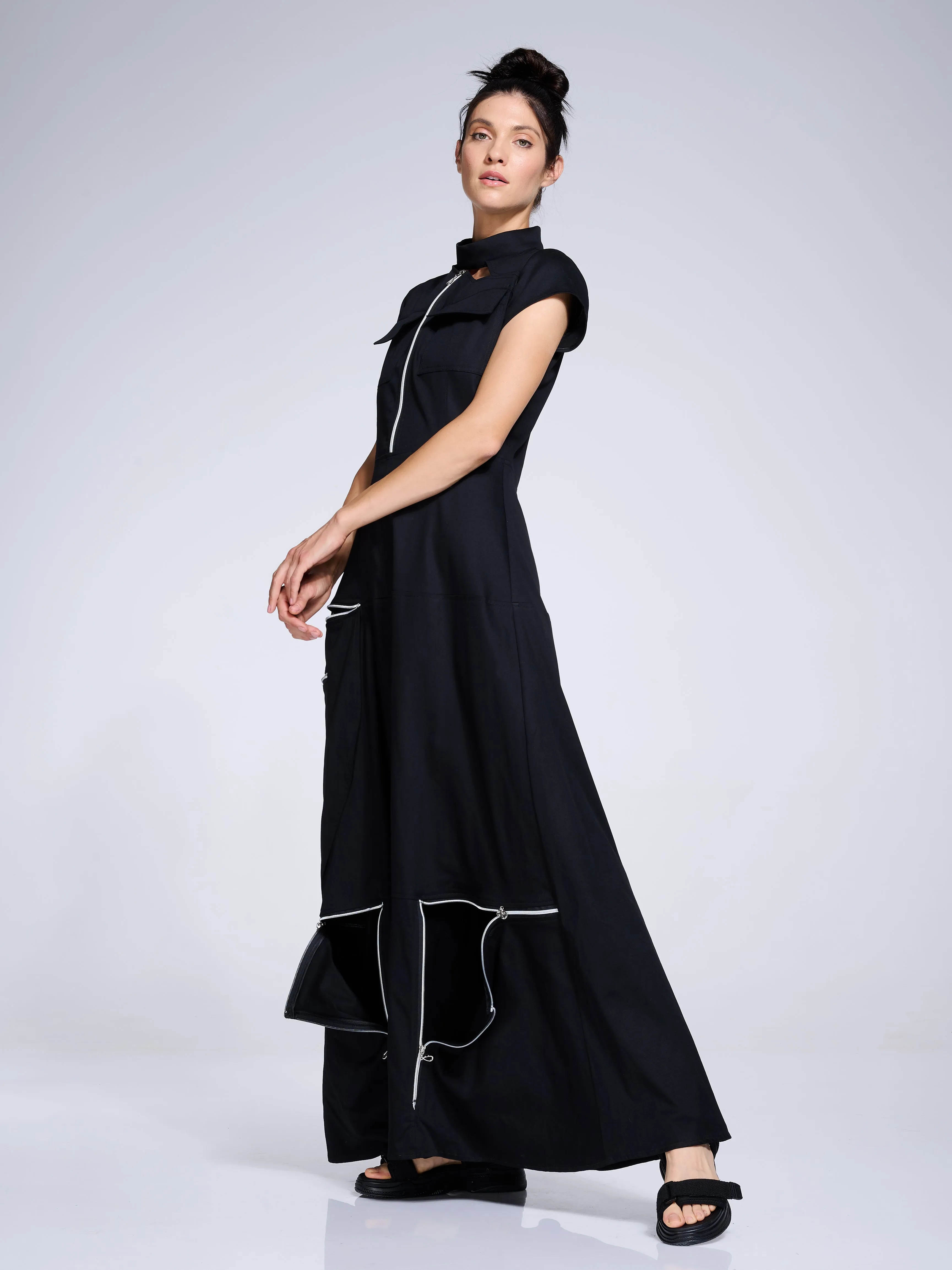 Extravagant Long Dress With Zippers