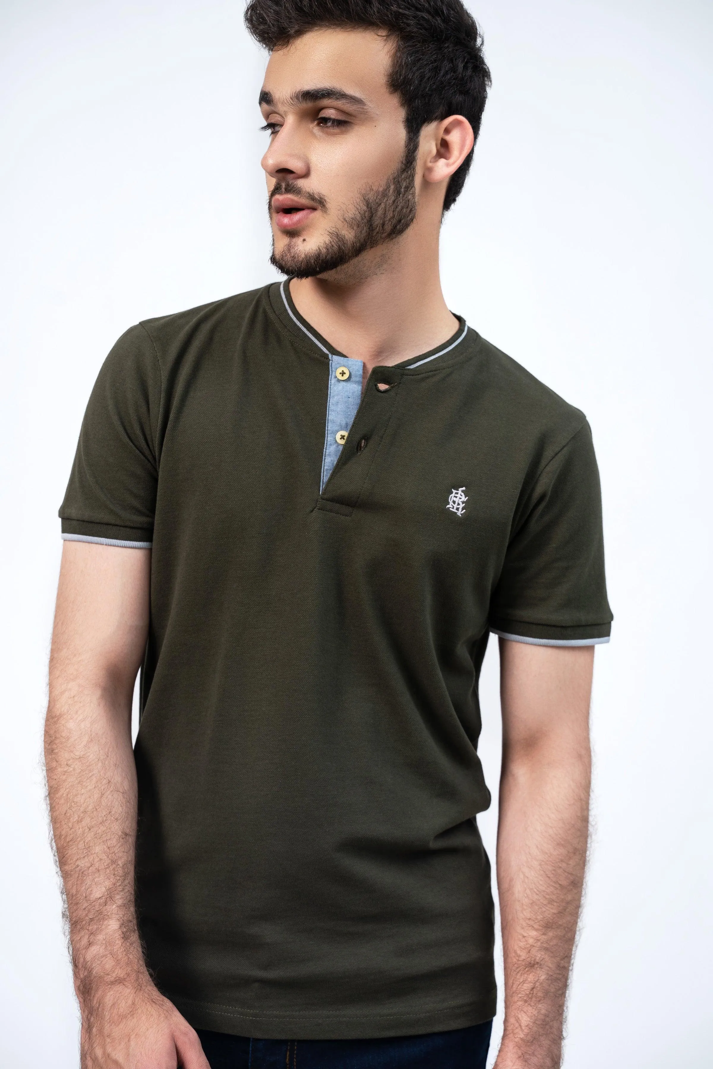 HENLEY T-SHIRT OLIVE GREEN