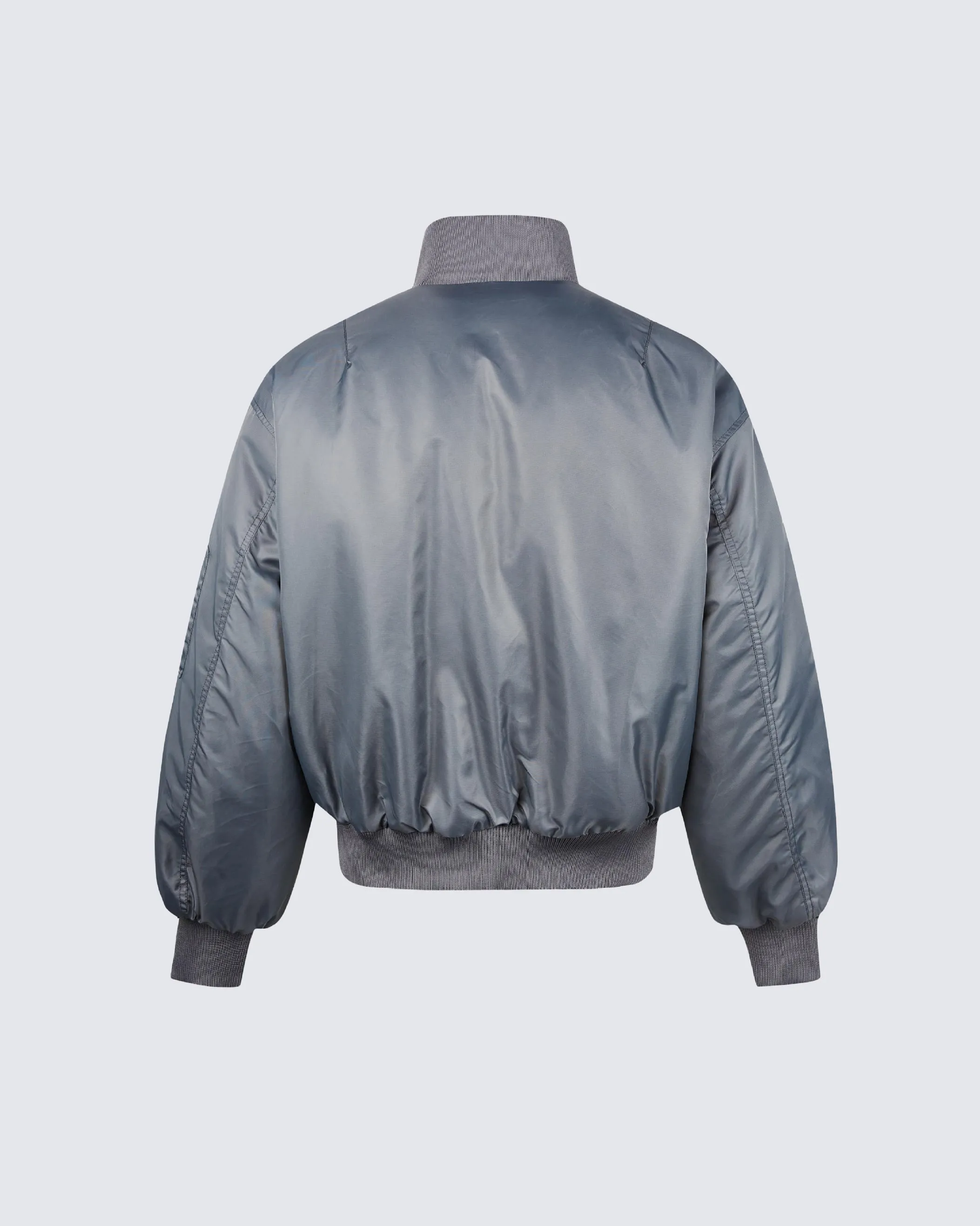 Modern Insulated Bomber Jacket – Warm and Stylish