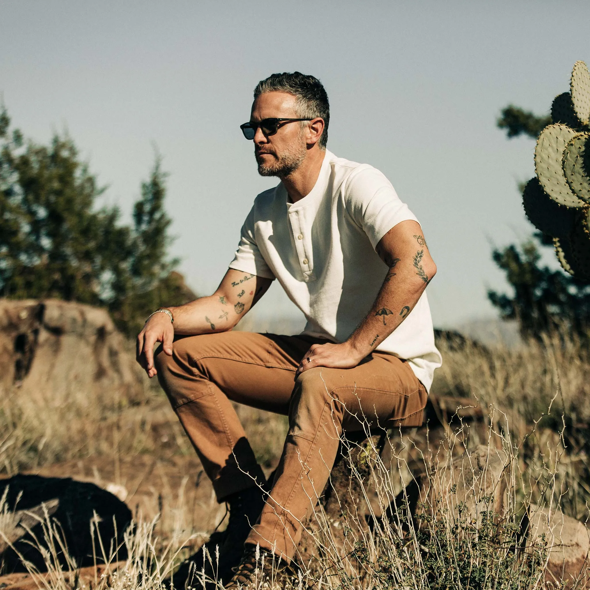 The Short Sleeve Heavy Bag Henley in Natural